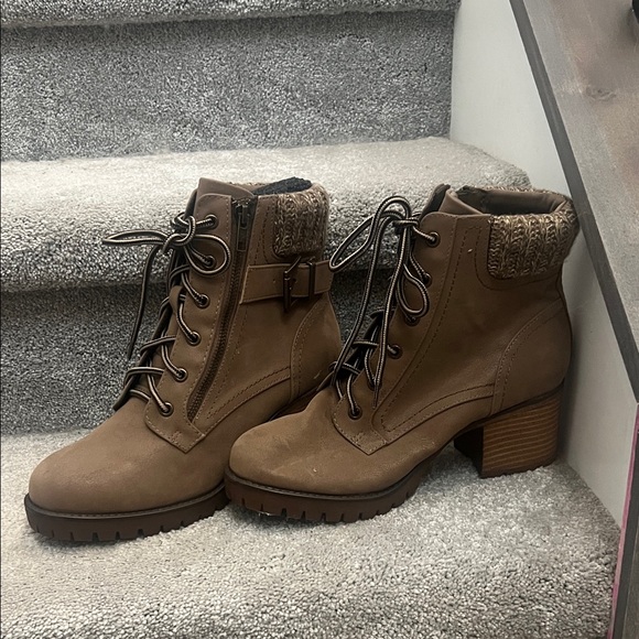 MIA Tan Lace Up Ankle Boots - Picture 1 of 6